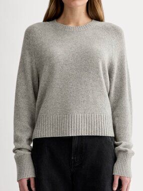 NWT Everlane The Boxy Crew in Cashmere Light Heather Grey Women's Size Medium